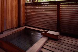 Beniya Mukayu Hotel Kaga  Bagian luar foto